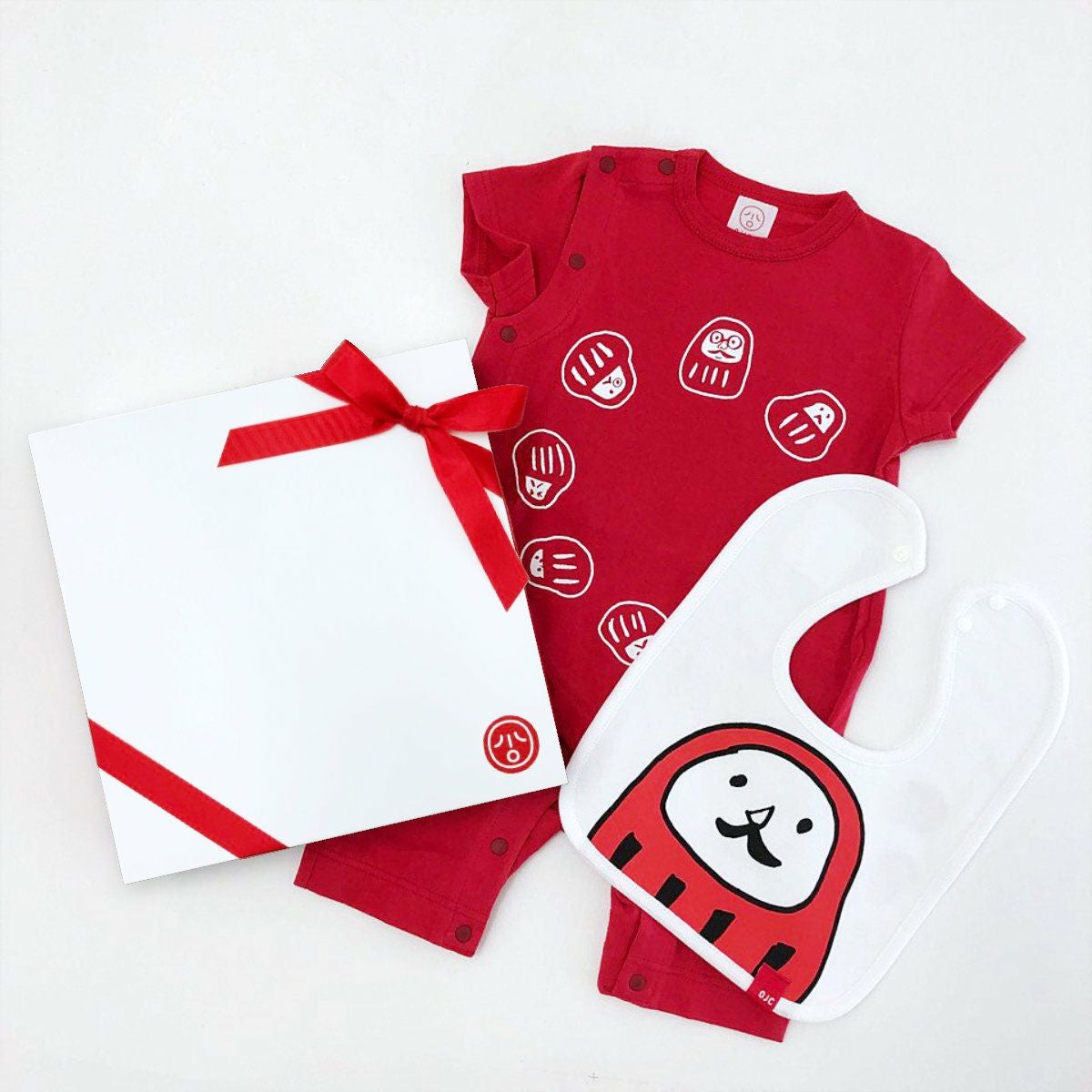 ベビーギフトセット・ダルマ（前開きロンパース＋スタイ）